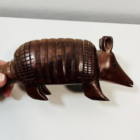 Vintage Hand-Carved Wooden Armadillo Figure Ironwood 10" Long Unique Rare Find - Picture 6 of 8